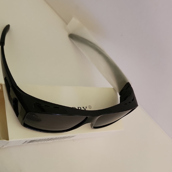 Wzerry Polarized Fit Over Black Sunglasses - Picture 2 of 7